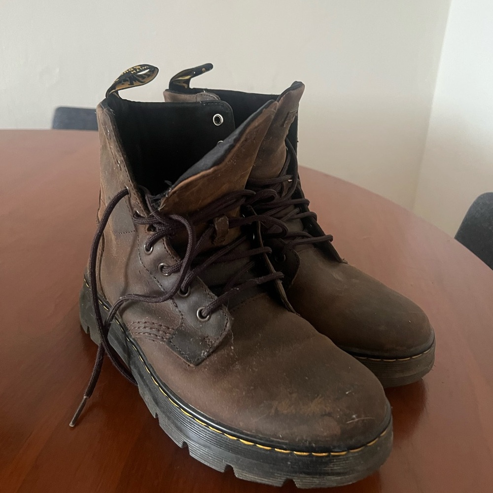 Men’s Dr. Marten Boots Size 8